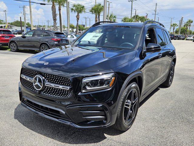 new 2025 Mercedes-Benz GLB 250 car, priced at $52,385
