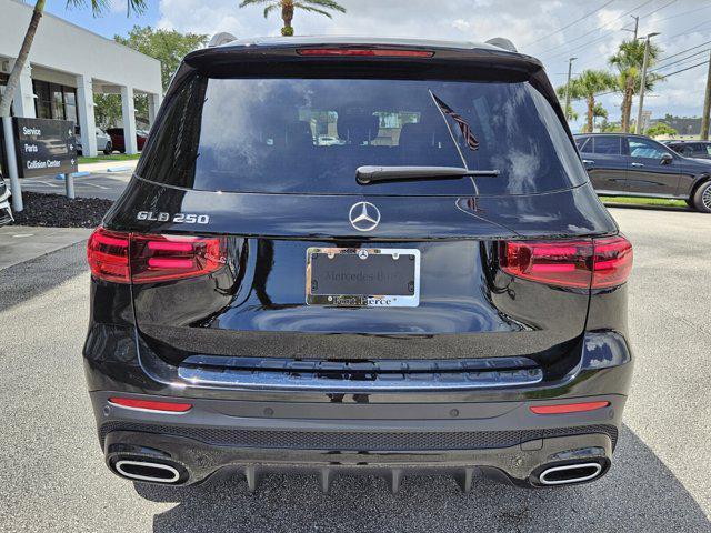 new 2025 Mercedes-Benz GLB 250 car, priced at $52,385