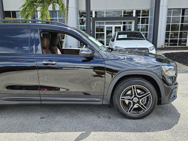 new 2025 Mercedes-Benz GLB 250 car, priced at $52,385
