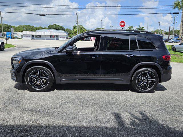 new 2025 Mercedes-Benz GLB 250 car, priced at $52,385