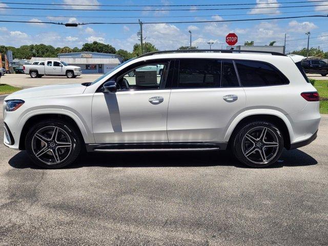 new 2024 Mercedes-Benz GLS 450 car, priced at $100,770