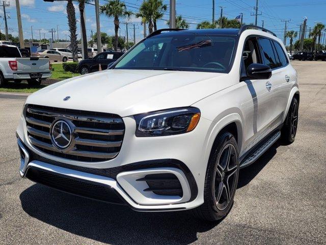 new 2024 Mercedes-Benz GLS 450 car, priced at $100,770