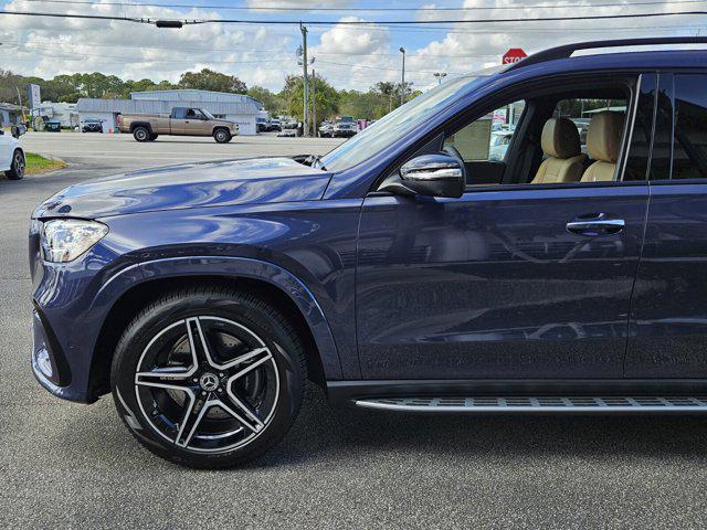 new 2025 Mercedes-Benz GLS 450 car, priced at $97,190