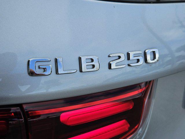 new 2025 Mercedes-Benz GLB 250 car, priced at $50,595