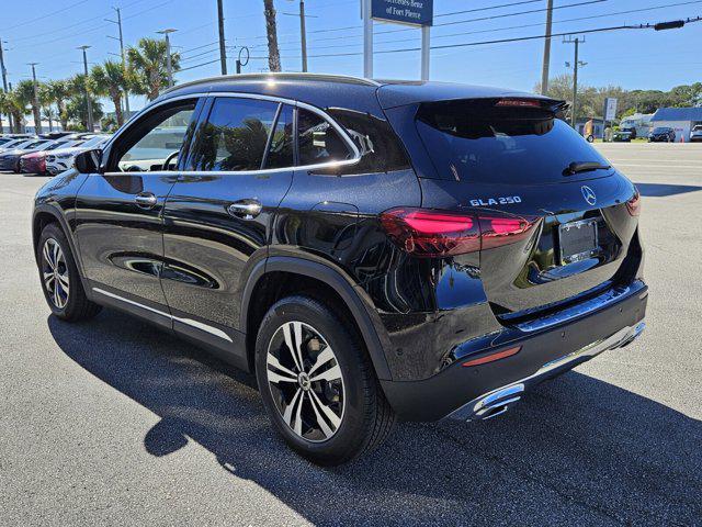 new 2025 Mercedes-Benz GLA 250 car, priced at $46,145