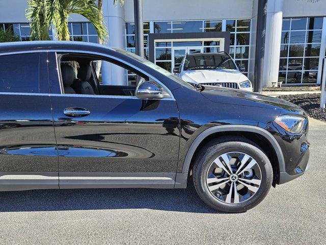 new 2025 Mercedes-Benz GLA 250 car, priced at $46,145