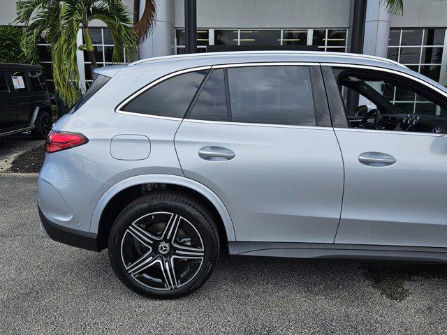 new 2025 Mercedes-Benz GLC 300 car, priced at $61,565