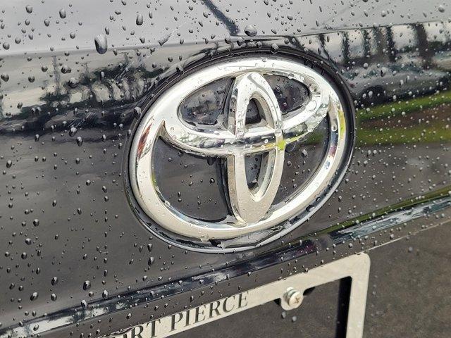 used 2021 Toyota Highlander car, priced at $34,485