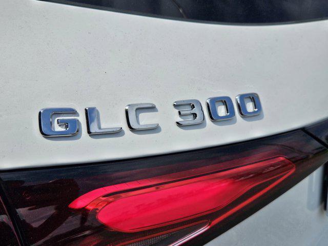 new 2025 Mercedes-Benz GLC 300 car, priced at $51,935