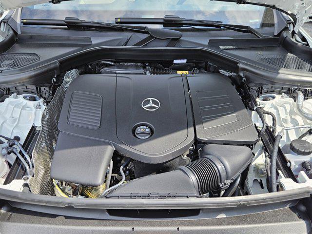 new 2025 Mercedes-Benz GLC 300 car, priced at $51,935