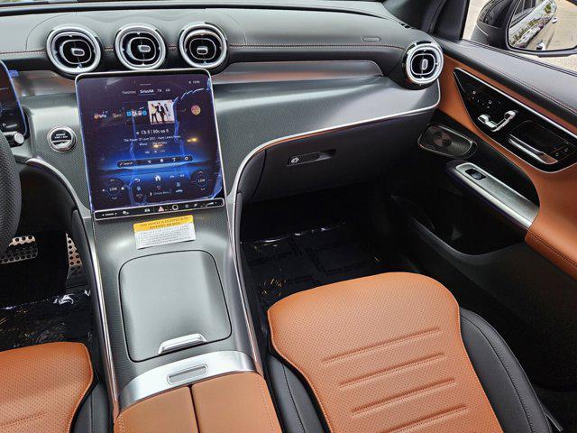new 2025 Mercedes-Benz GLC 300 car, priced at $59,205