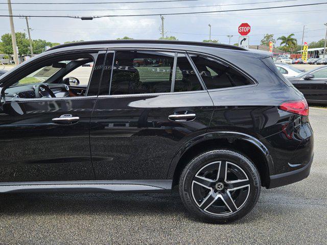 new 2025 Mercedes-Benz GLC 300 car, priced at $59,205
