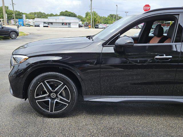 new 2025 Mercedes-Benz GLC 300 car, priced at $59,205