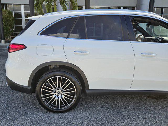 used 2025 Mercedes-Benz GLC 300 car, priced at $47,500