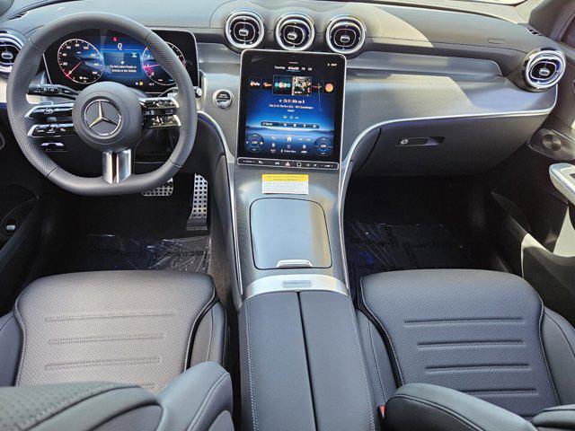 new 2025 Mercedes-Benz GLC 300 car, priced at $59,205