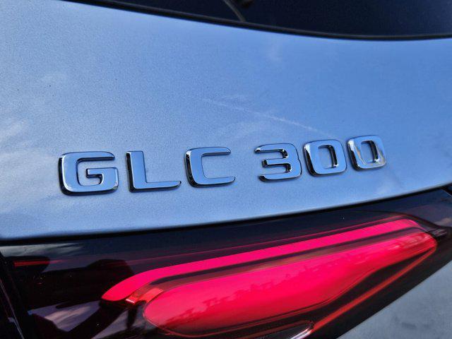 new 2025 Mercedes-Benz GLC 300 car, priced at $59,205