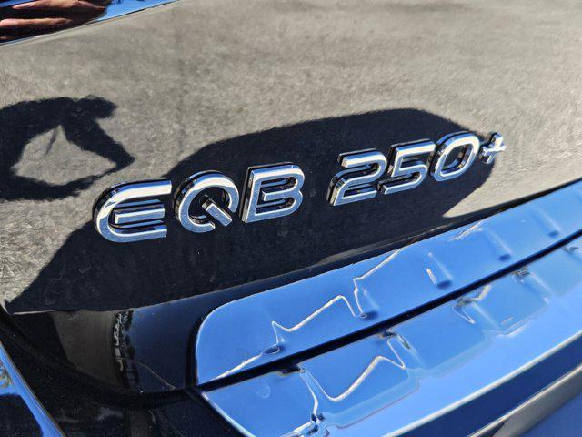 new 2024 Mercedes-Benz EQB 250 car, priced at $57,725