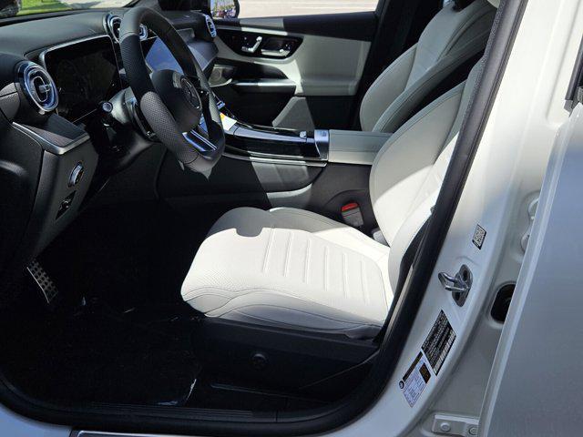 new 2025 Mercedes-Benz GLC 300 car, priced at $58,235