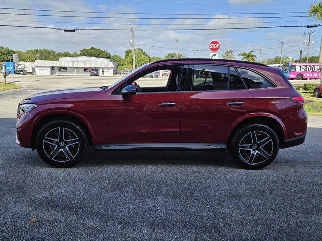 new 2025 Mercedes-Benz GLC 300 car, priced at $60,205