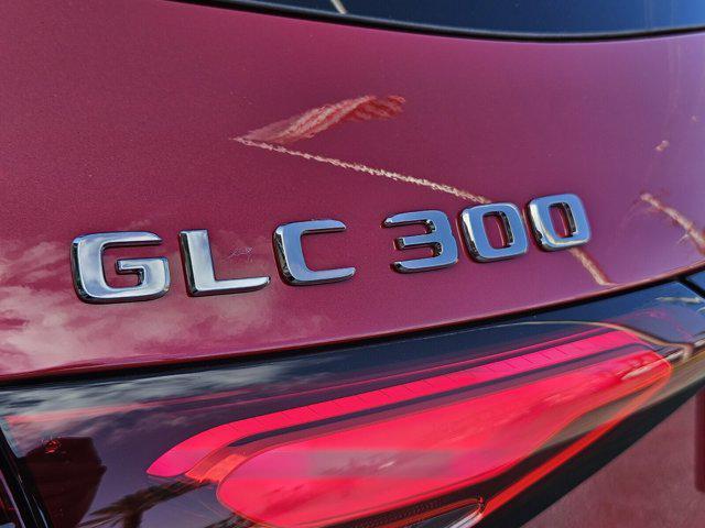 new 2025 Mercedes-Benz GLC 300 car, priced at $60,205