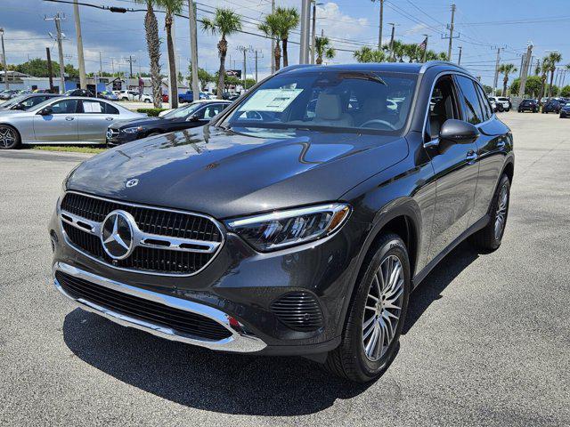 new 2025 Mercedes-Benz GLC 300 car, priced at $56,315