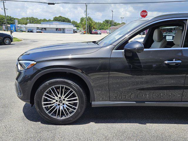 new 2025 Mercedes-Benz GLC 300 car, priced at $56,315