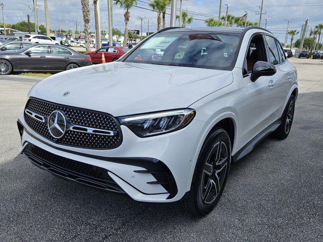 new 2025 Mercedes-Benz GLC 300 car, priced at $58,235
