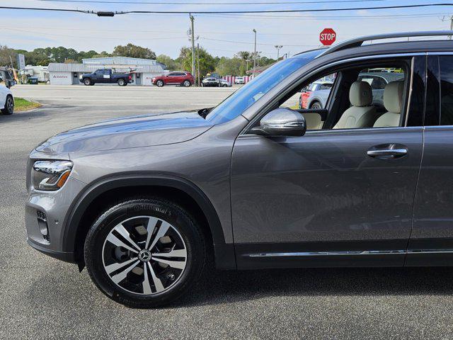 new 2025 Mercedes-Benz GLB 250 car, priced at $50,595