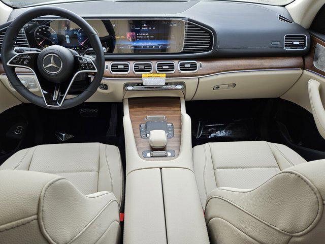 new 2025 Mercedes-Benz GLS 450 car, priced at $91,800