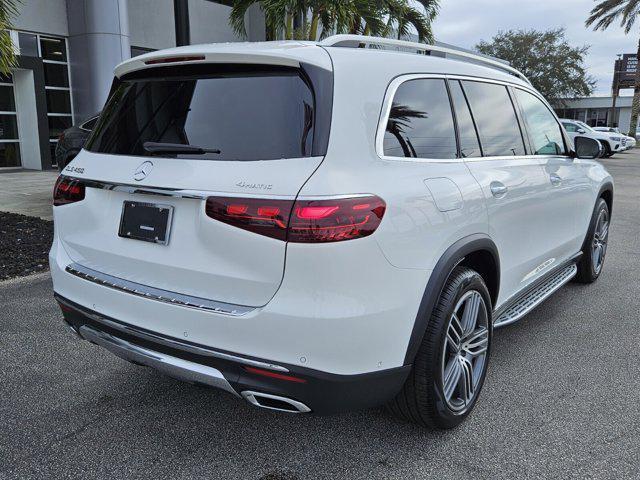 new 2025 Mercedes-Benz GLS 450 car, priced at $91,800