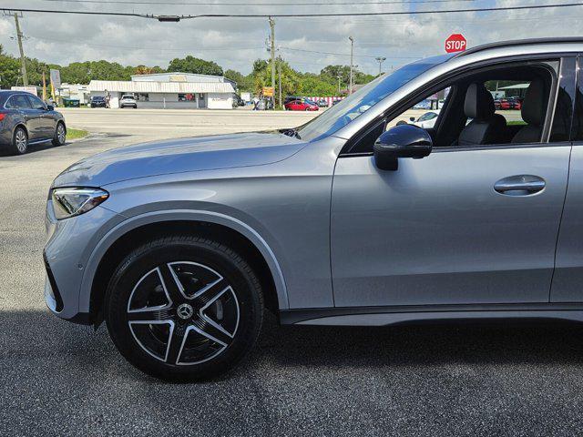 new 2024 Mercedes-Benz GLC 300 car, priced at $53,485