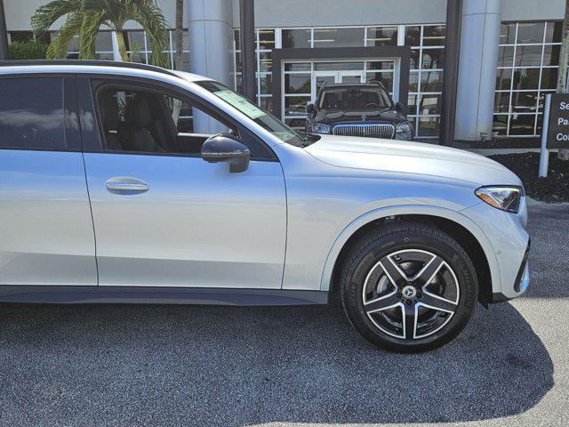 new 2024 Mercedes-Benz GLC 300 car, priced at $53,485