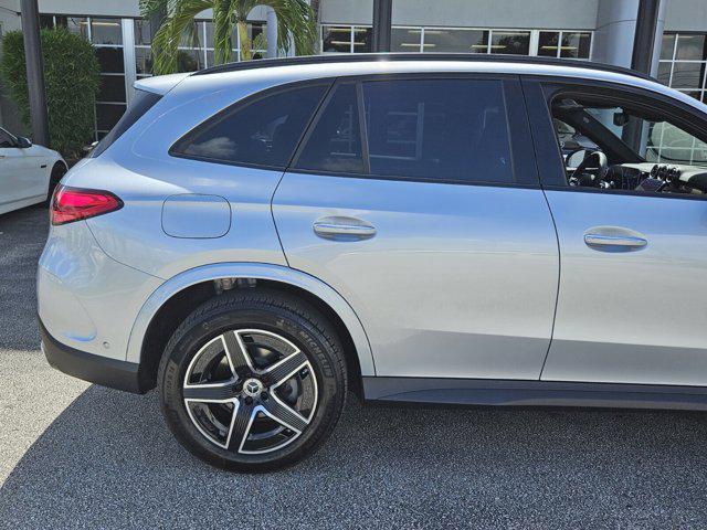 new 2024 Mercedes-Benz GLC 300 car, priced at $53,485