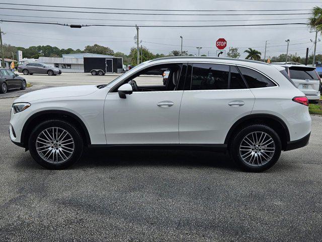 new 2025 Mercedes-Benz GLC 300 car, priced at $51,385