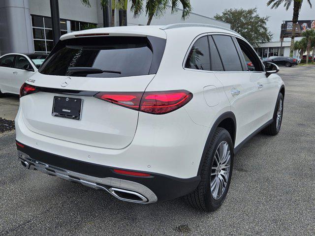 new 2025 Mercedes-Benz GLC 300 car, priced at $51,385