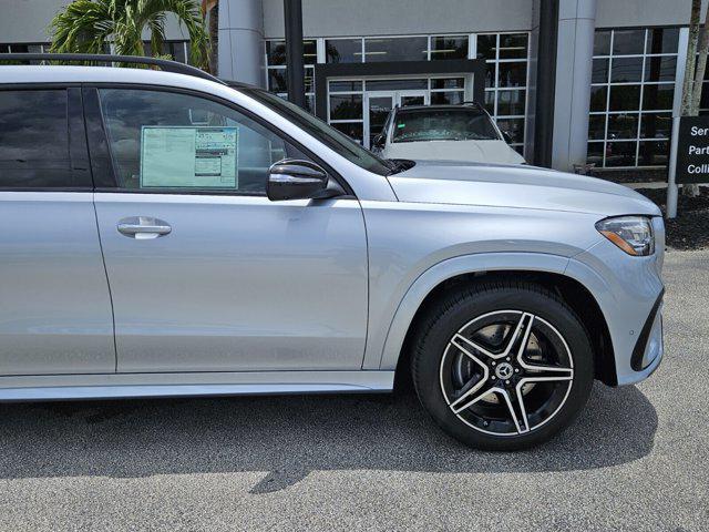 new 2025 Mercedes-Benz GLS 450 car, priced at $96,635