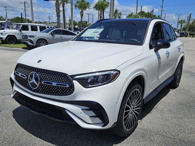 new 2025 Mercedes-Benz GLC 300 car, priced at $59,305