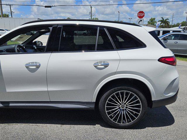 new 2025 Mercedes-Benz GLC 300 car, priced at $59,305
