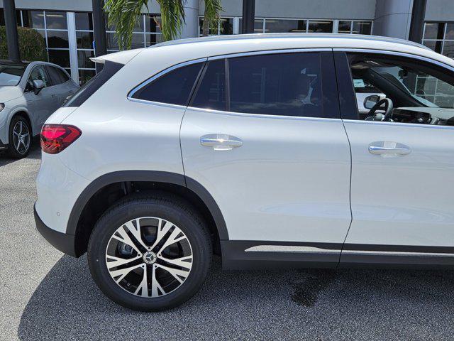 new 2025 Mercedes-Benz GLA 250 car, priced at $45,845