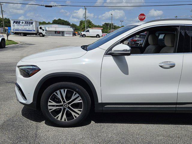 new 2025 Mercedes-Benz GLA 250 car, priced at $45,845