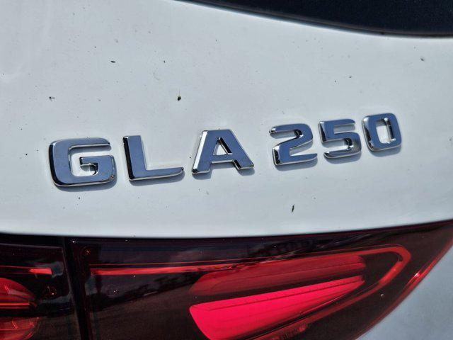 new 2025 Mercedes-Benz GLA 250 car, priced at $45,845