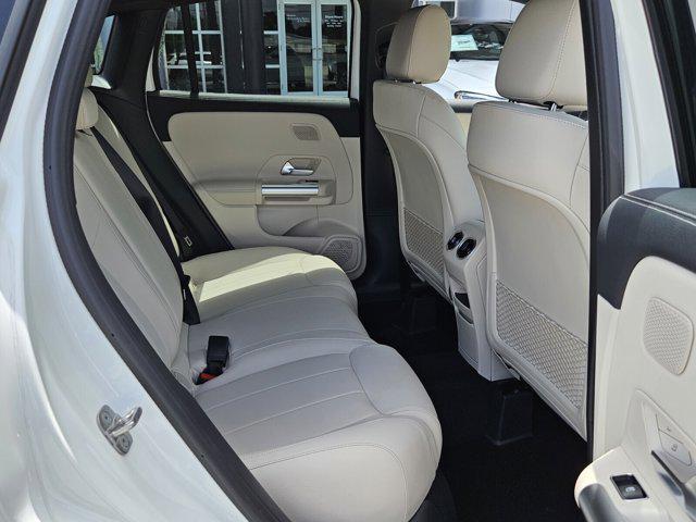 new 2025 Mercedes-Benz GLA 250 car, priced at $45,845