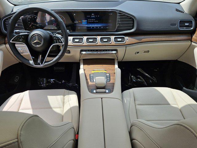 new 2025 Mercedes-Benz GLS 450 car, priced at $91,800