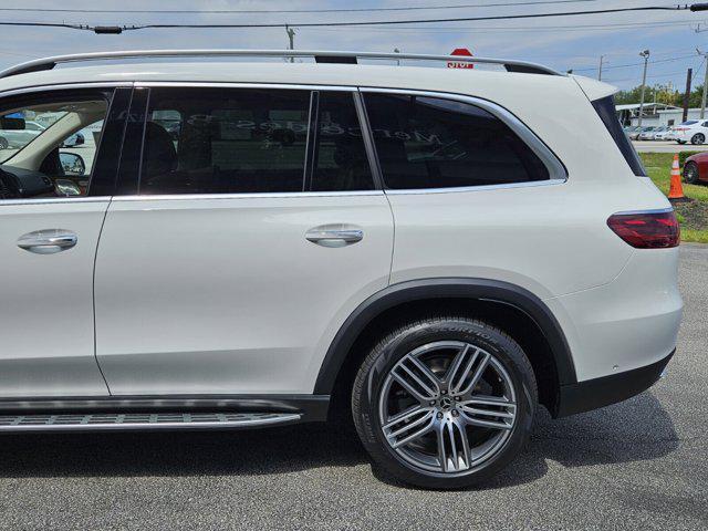 new 2025 Mercedes-Benz GLS 450 car, priced at $91,800