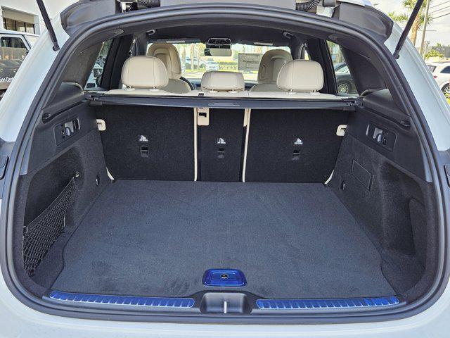 new 2025 Mercedes-Benz GLC 300 car, priced at $54,735
