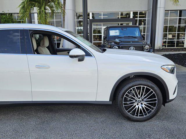 new 2025 Mercedes-Benz GLC 300 car, priced at $54,735
