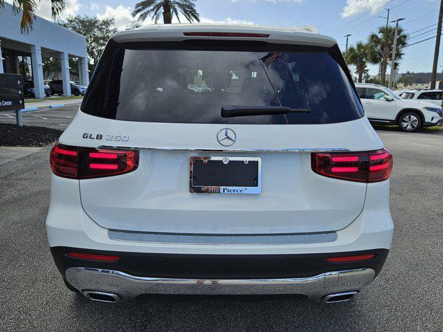 new 2025 Mercedes-Benz GLB 250 car, priced at $50,045