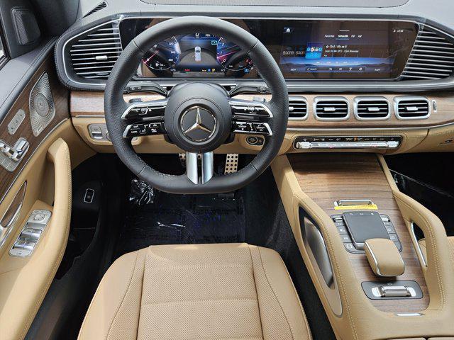 new 2025 Mercedes-Benz GLS 580 car, priced at $122,675