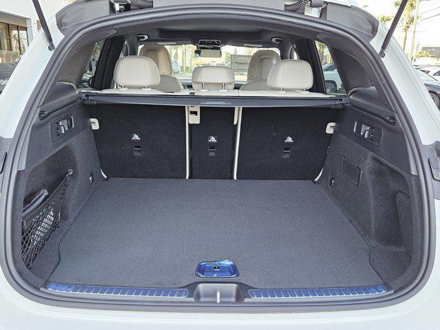 new 2025 Mercedes-Benz GLC 300 car, priced at $55,185