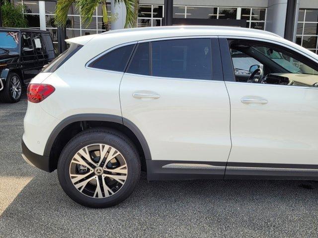 used 2024 Mercedes-Benz GLA 250 car, priced at $44,285